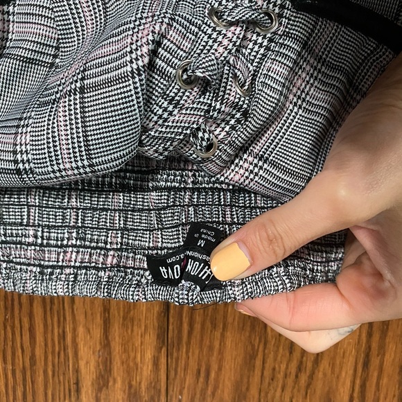 Crop top - Picture 2 of 2